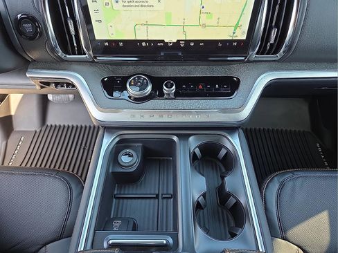 New 2026 Ford Expedition Tremor image 25