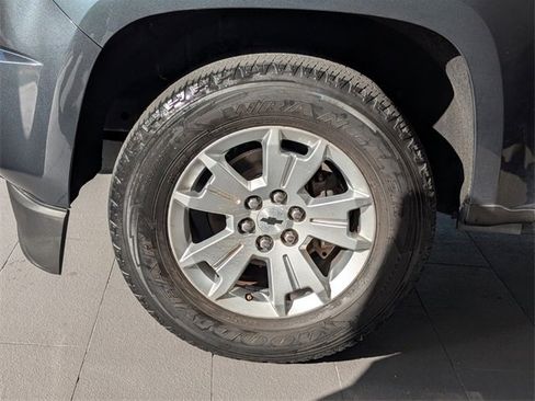 Used 2018 Chevrolet Colorado LT w/ LT Convenience Package image 4