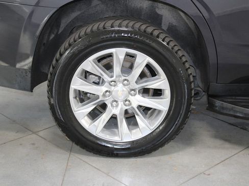 Used 2023 Chevrolet Tahoe Premier image 14