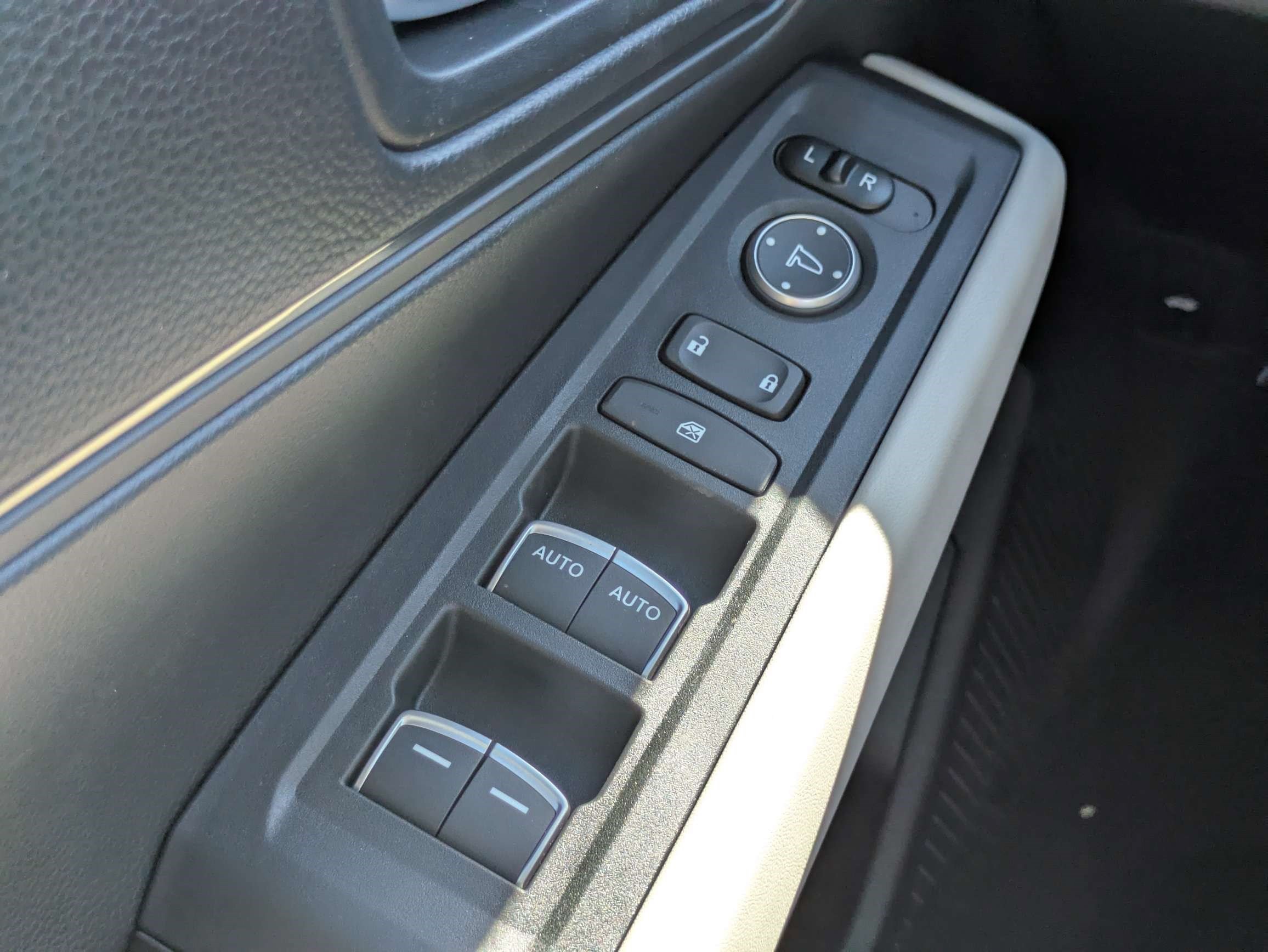New 2026 Honda Accord LX image 30