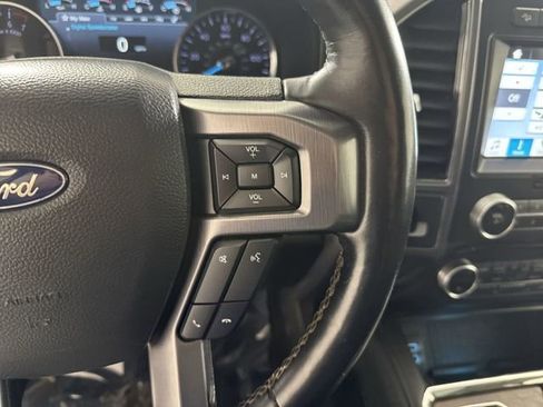 Used 2018 Ford Expedition Platinum image 12