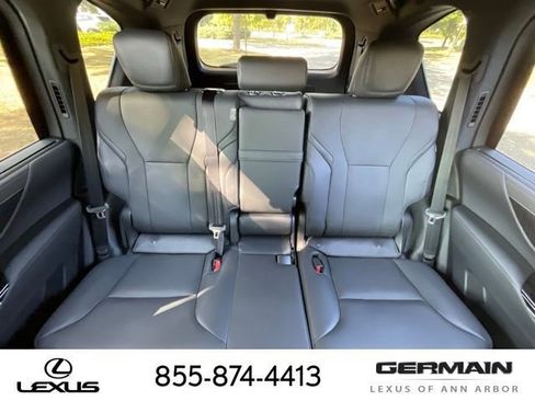 New 2025 Lexus LX 700h Overtrail image 15