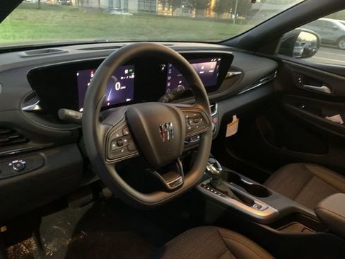 New 2026 Buick Envista Preferred image 13