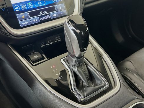 Used 2024 Subaru Outback Limited image 25