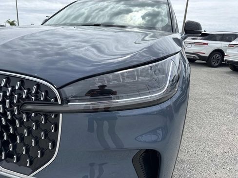 New 2026 Lincoln Aviator Reserve image 9