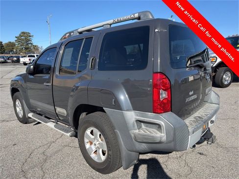 Used 2012 Nissan Xterra S w/ Value Package image 4