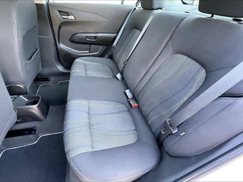 Used 2018 Chevrolet Sonic LT FWD image 20