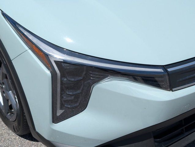 Used 2025 Kia K4 FWD image 4