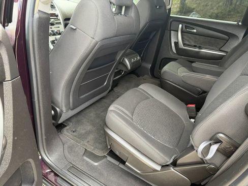 Used 2009 GMC Acadia SLE w/ Visibility Package AWD/4WD image 9