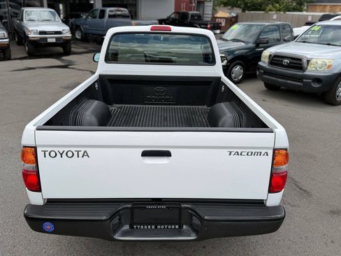Used 2004 Toyota Tacoma 2WD Regular Cab w/ Enhancement Pkg image 94