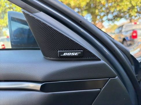 Used 2025 MAZDA CX-50 AWD 2.5 Hybrid w/ Premium Pkg image 15