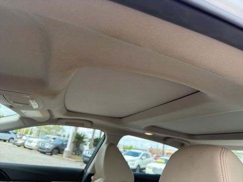 Used 2016 Nissan Maxima Platinum image 10