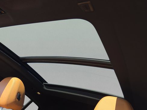 Used 2022 BMW X4 xDrive30i w/ Parking Assistance Package image 29