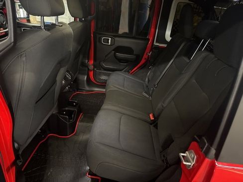 Used 2020 Jeep Wrangler Unlimited Sport image 21