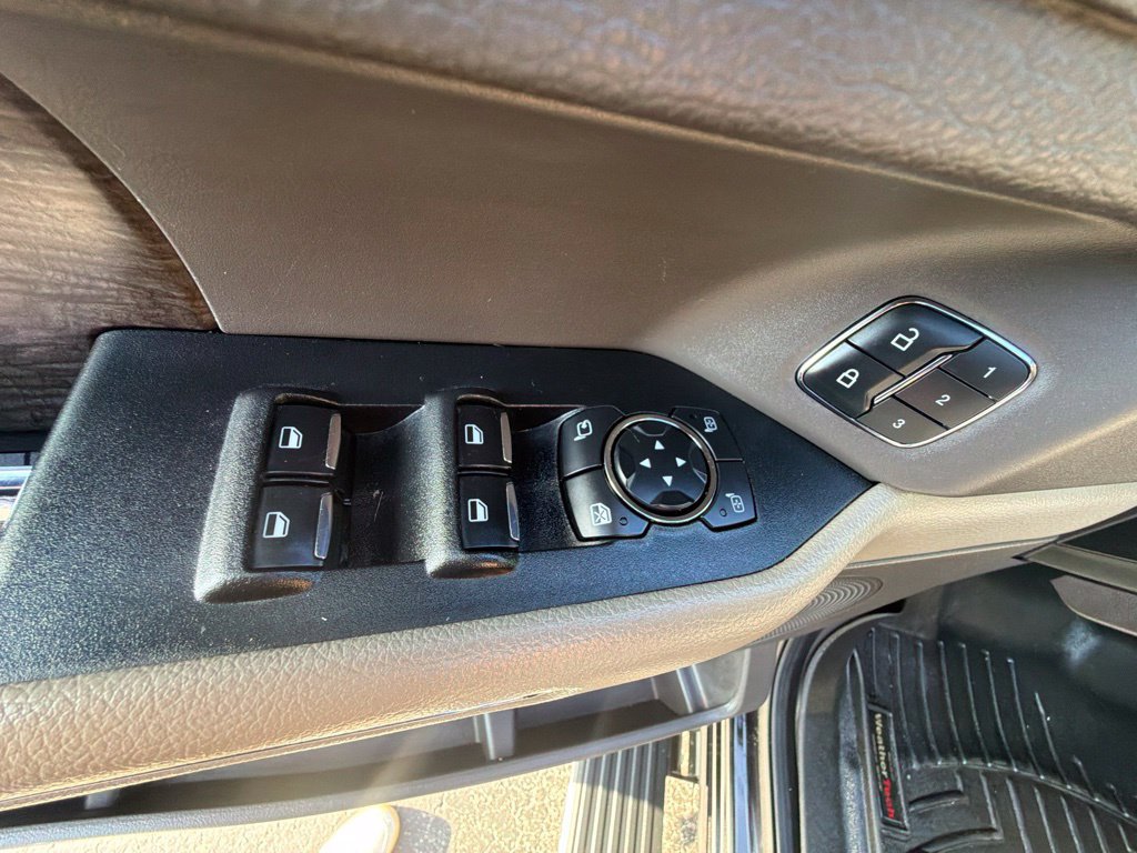 Used 2021 Ford Expedition Limited RWD image 15