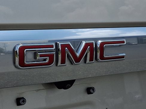 Used 2023 GMC Yukon Denali w/ LPO, Floor Liner Package AWD/4WD image 39