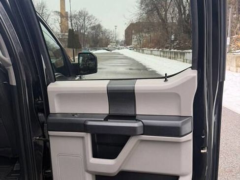 Used 2019 Ford F150 XL w/ Equipment Group 101A Mid image 17