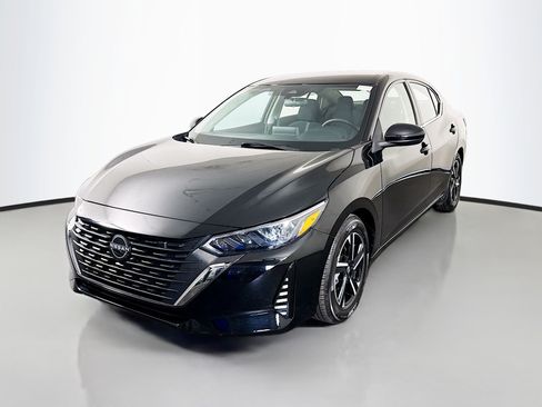 Used 2024 Nissan Sentra SV FWD image 4