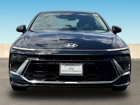 Used 2024 Hyundai Sonata SEL FWD image 2