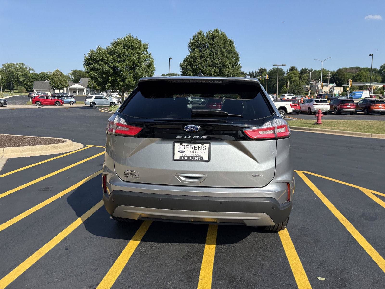Used 2022 Ford Edge SEL w/ Convenience Package AWD/4WD image 5