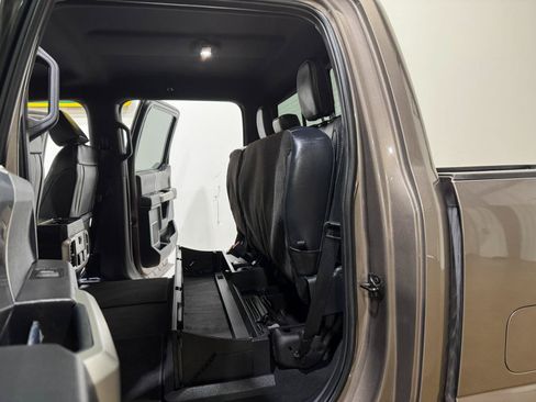 Used 2022 Ford F250 Lariat w/ Chrome Package AWD/4WD image 18