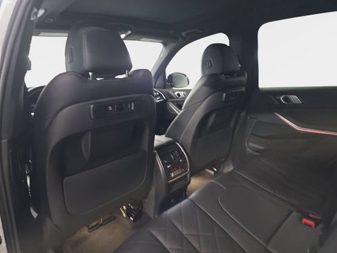 Used 2023 BMW X5 xDrive40i w/ M Sport Package AWD/4WD image 13