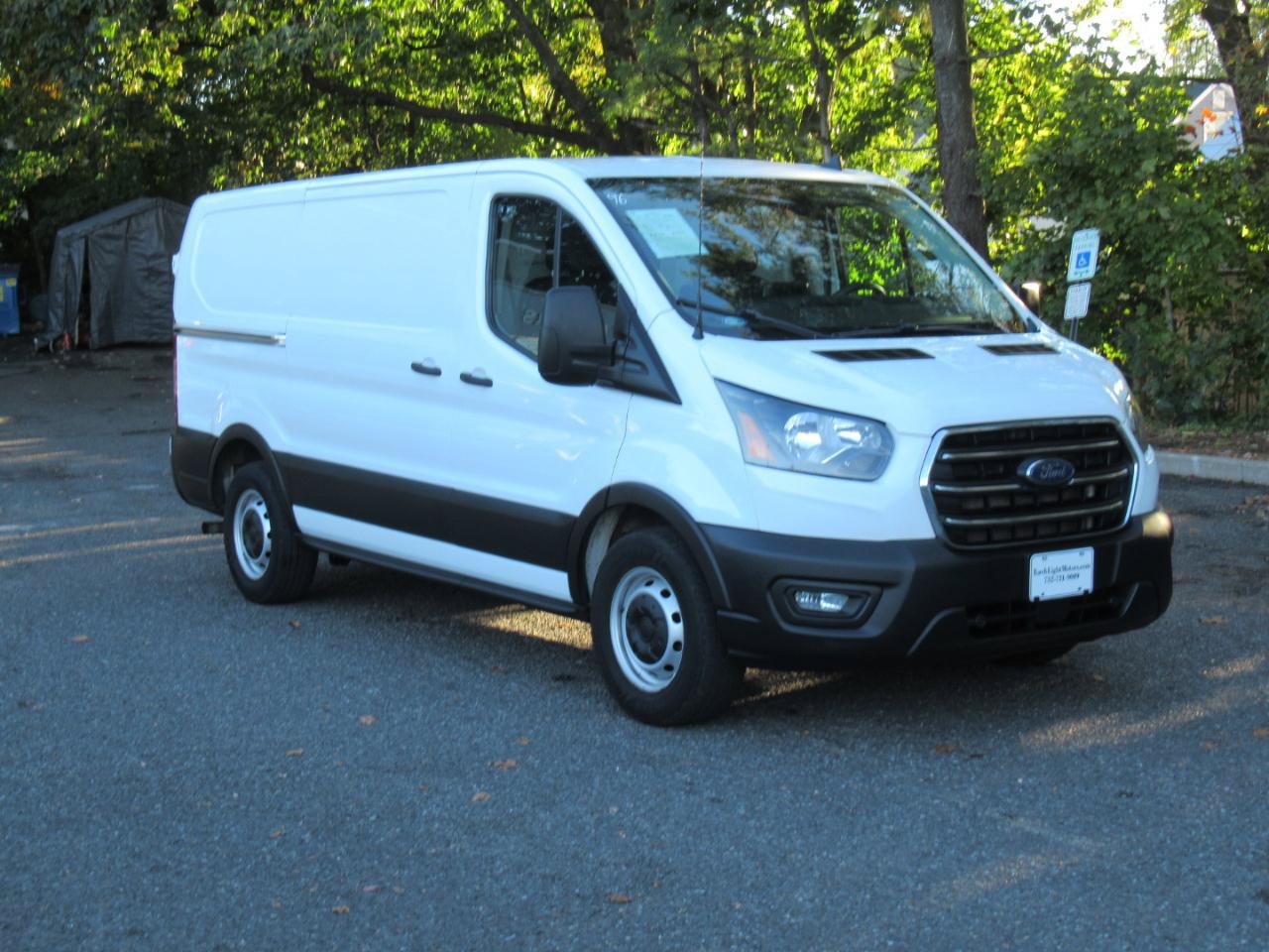 Used 2020 Ford Transit 150 Low Roof RWD image 5