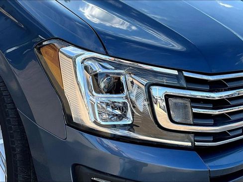 Used 2019 Ford Expedition XLT w/ Equipment Group 202A RWD image 29