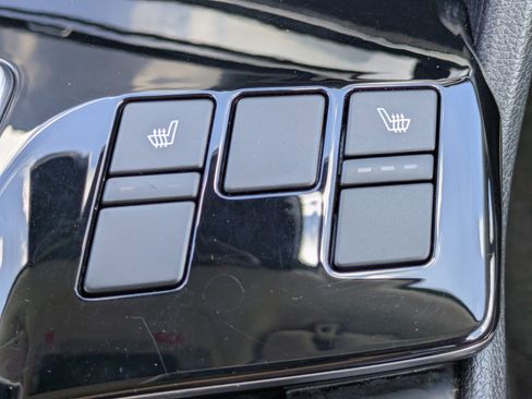 Certified 2023 Kia Sportage EX image 26