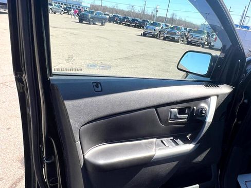 Used 2013 Ford Edge Sport w/ Driver Entry Pkg image 10