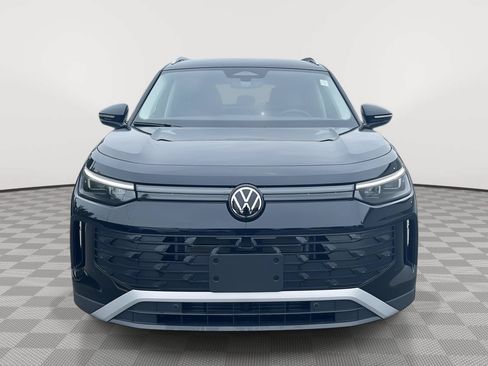 New 2026 Volkswagen Tiguan S AWD/4WD image 2