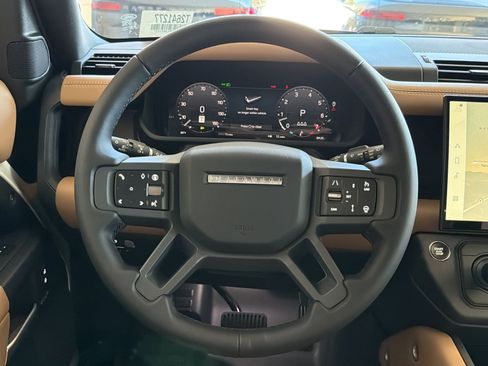 New 2026 Land Rover Defender 110 X-Dynamic SE AWD/4WD image 11