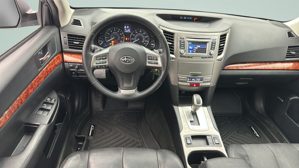 Used 2012 Subaru Outback 2.5i Limited AWD/4WD image 10
