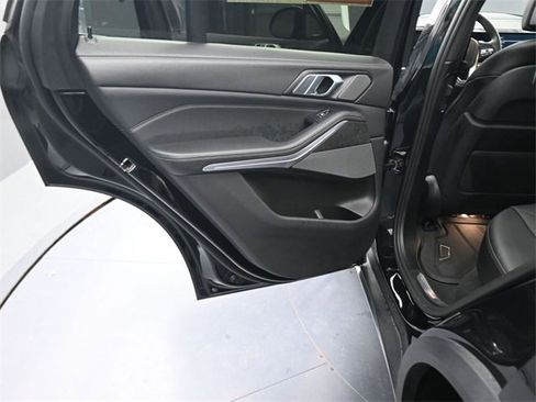 Used 2024 BMW X5 xDrive40i w/ Premium Package image 15