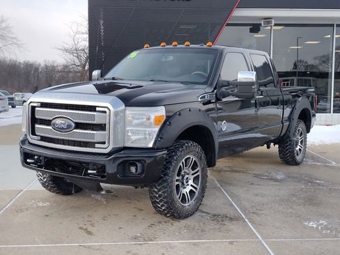 Used 2016 Ford F350 Platinum w/ Platinum Package image 1