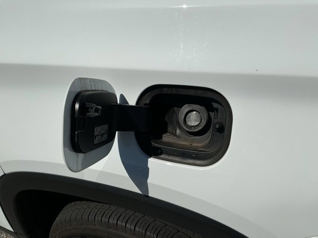 Used 2023 Chevrolet Traverse LT FWD image 8