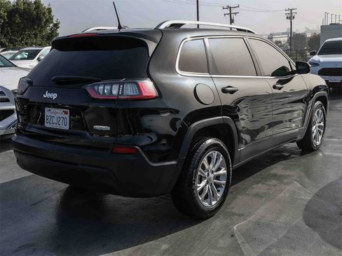 Used 2019 Jeep Cherokee Latitude w/ Popular Appearance Group image 6