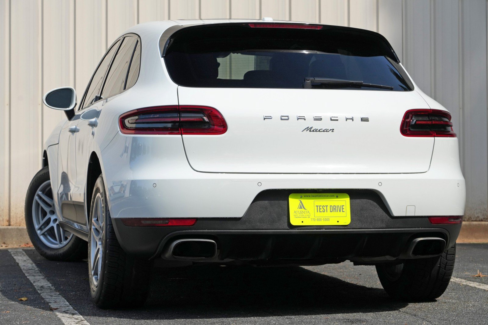 Used 2018 Porsche Macan AWD/4WD image 5