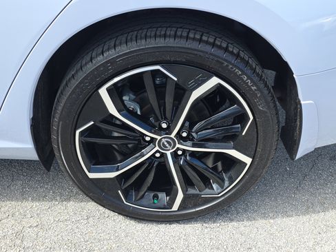 Used 2025 Nissan Altima 2.5 SR AWD/4WD image 14