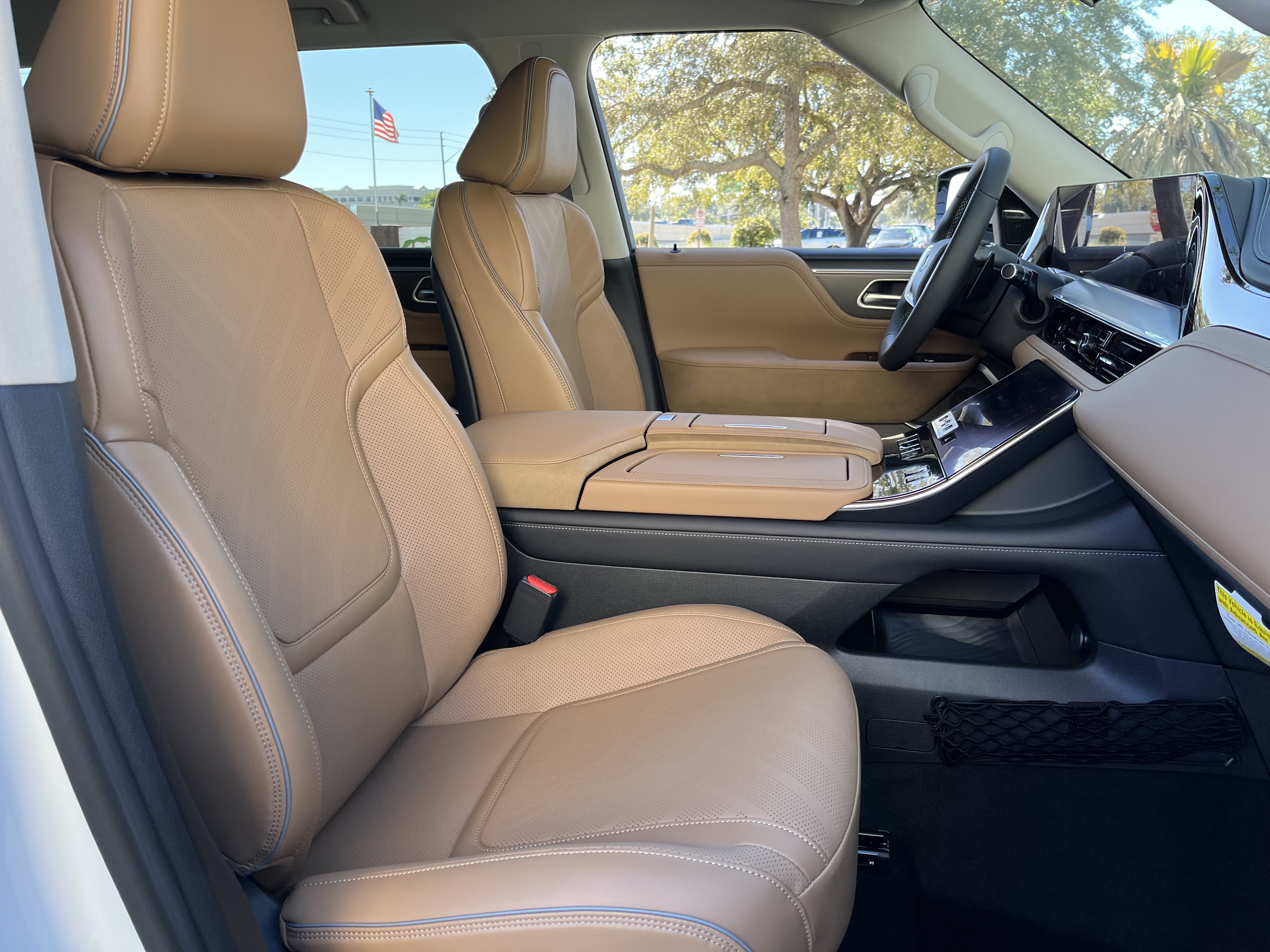 New 2027 INFINITI QX80 Luxe w/ Cargo Package RWD image 20