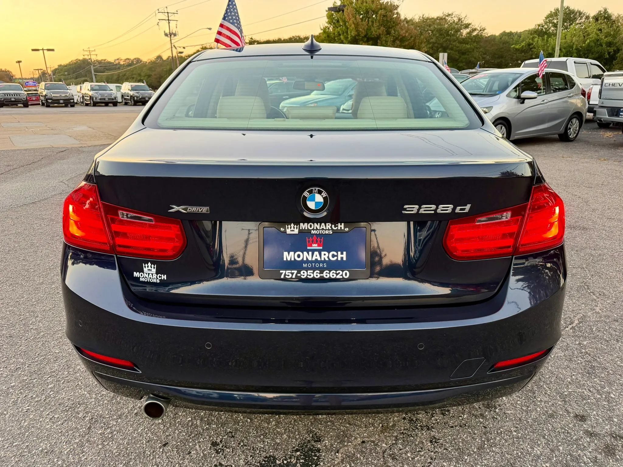Used 2014 BMW 328d xDrive Sedan AWD/4WD image 4