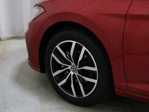 New 2026 Volkswagen Jetta SE FWD image 29