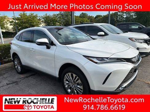 Used 2023 Toyota Venza Limited AWD/4WD image 1