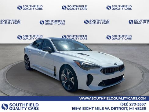 Used 2019 Kia Stinger GT2 image 1