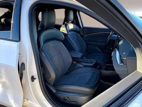 Used 2025 Ford Mustang Mach-E GT w/ Interior Protection Package image 7