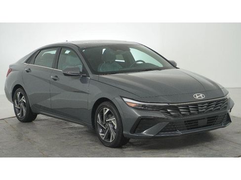 New 2026 Hyundai Elantra Limited image 1