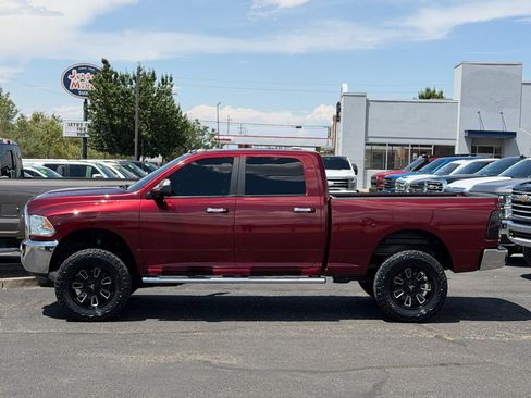 Used 2017 RAM 2500 SLT w/ Luxury Group AWD/4WD image 2