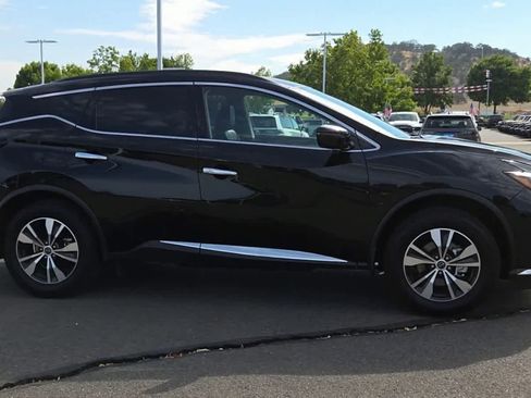 Used 2024 Nissan Murano SV FWD image 9