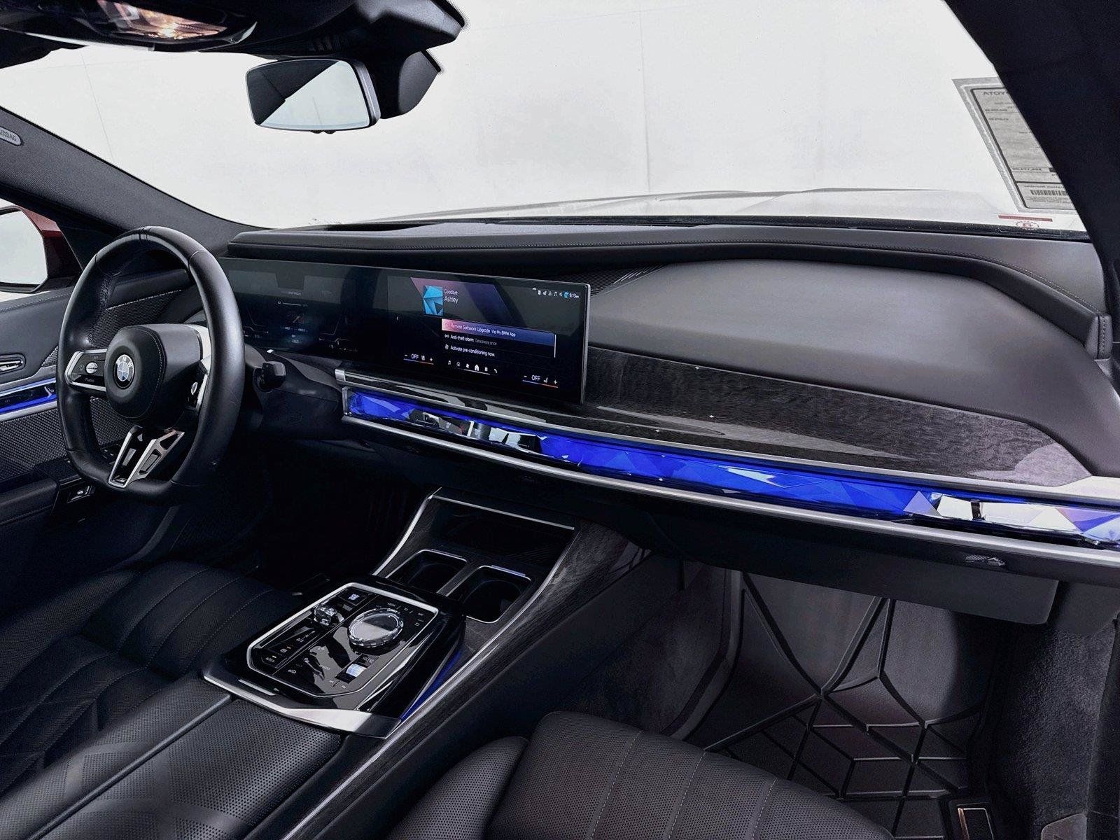Used 2025 BMW 740i RWD image 45