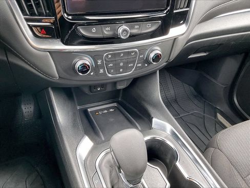 Used 2023 Chevrolet Traverse LT w/ LPO, Floor Liner Package AWD/4WD image 27